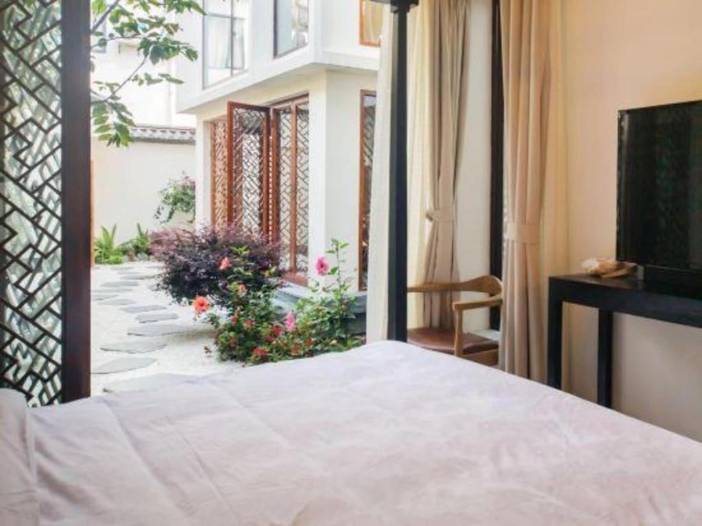 Dali Four Seasons Hostel Екстер'єр фото