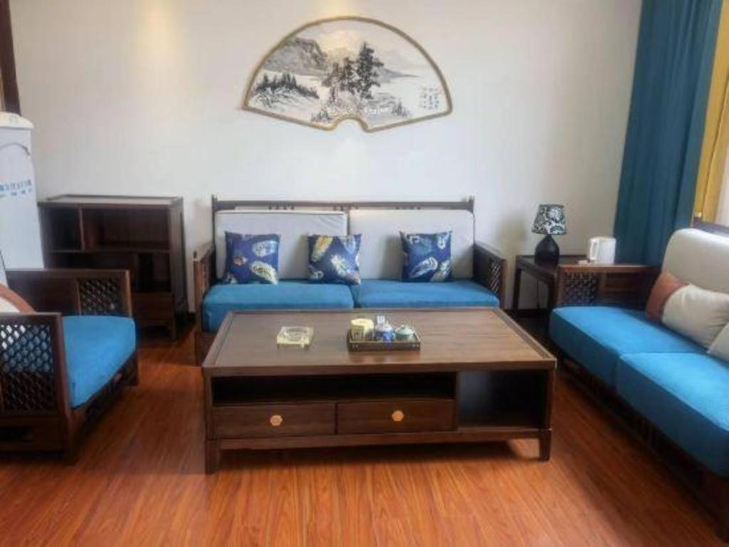 Dali Four Seasons Hostel Екстер'єр фото