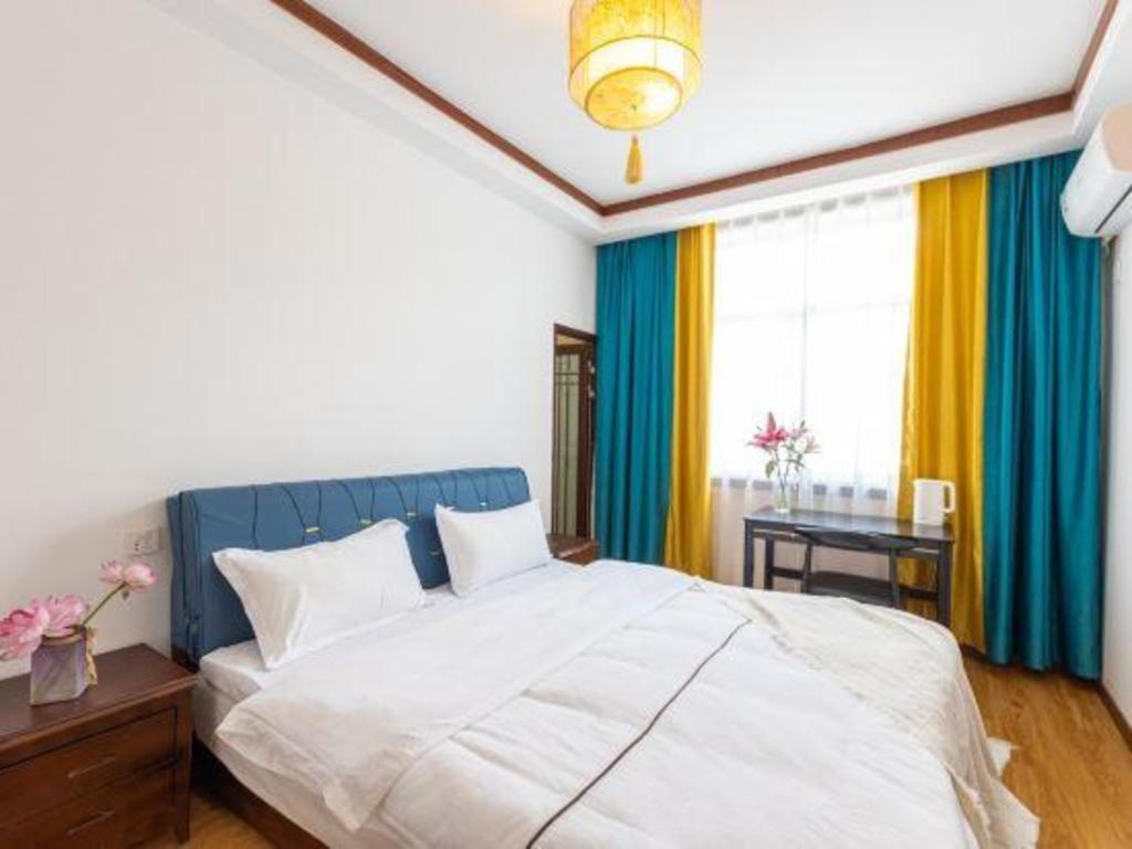 Dali Four Seasons Hostel Екстер'єр фото