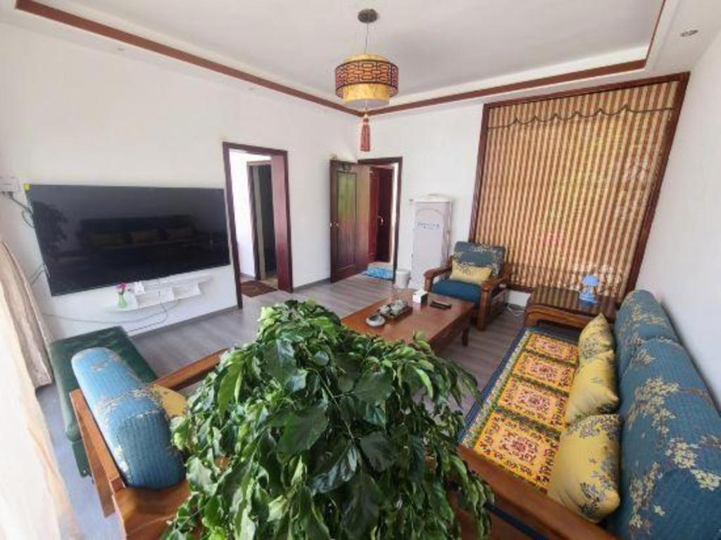 Dali Four Seasons Hostel Екстер'єр фото