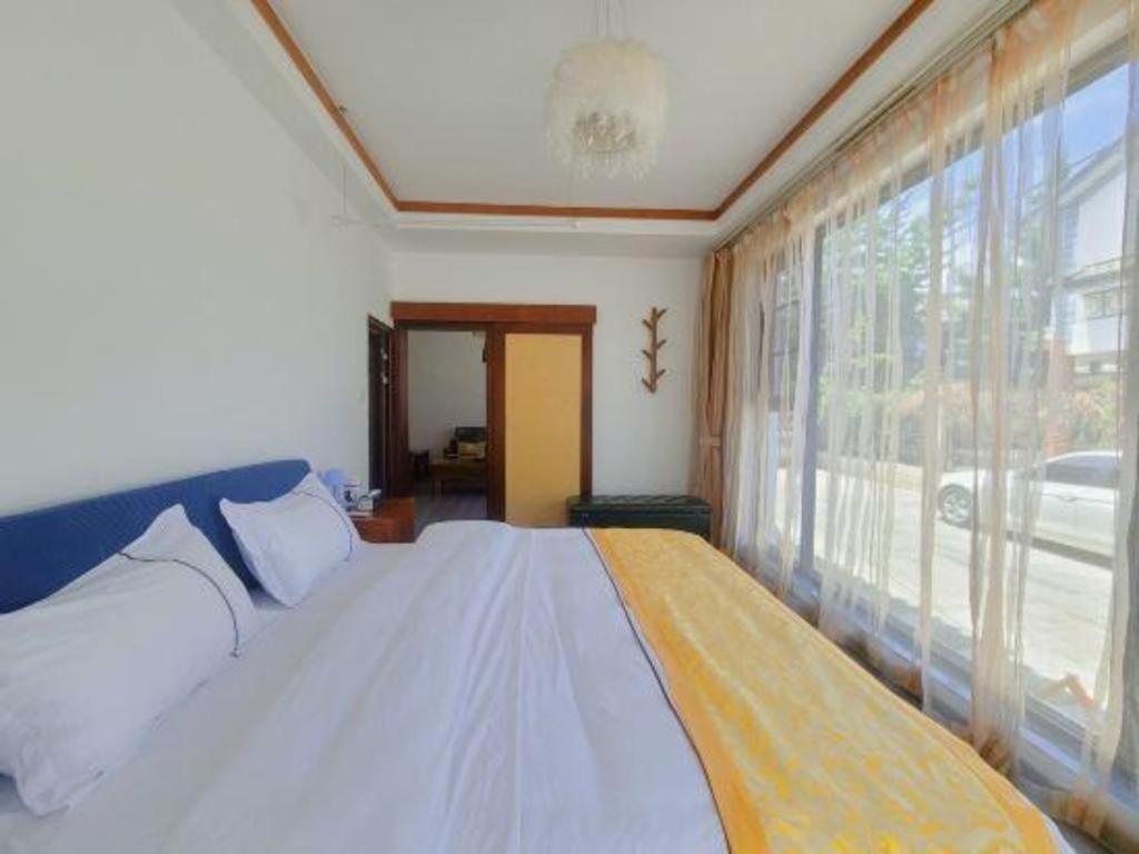 Dali Four Seasons Hostel Екстер'єр фото