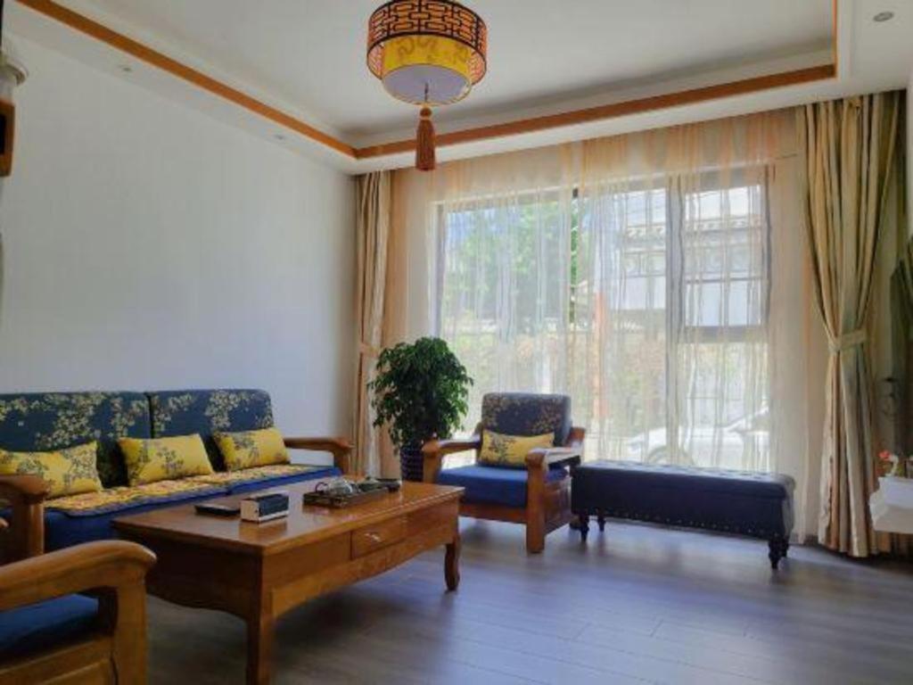 Dali Four Seasons Hostel Екстер'єр фото