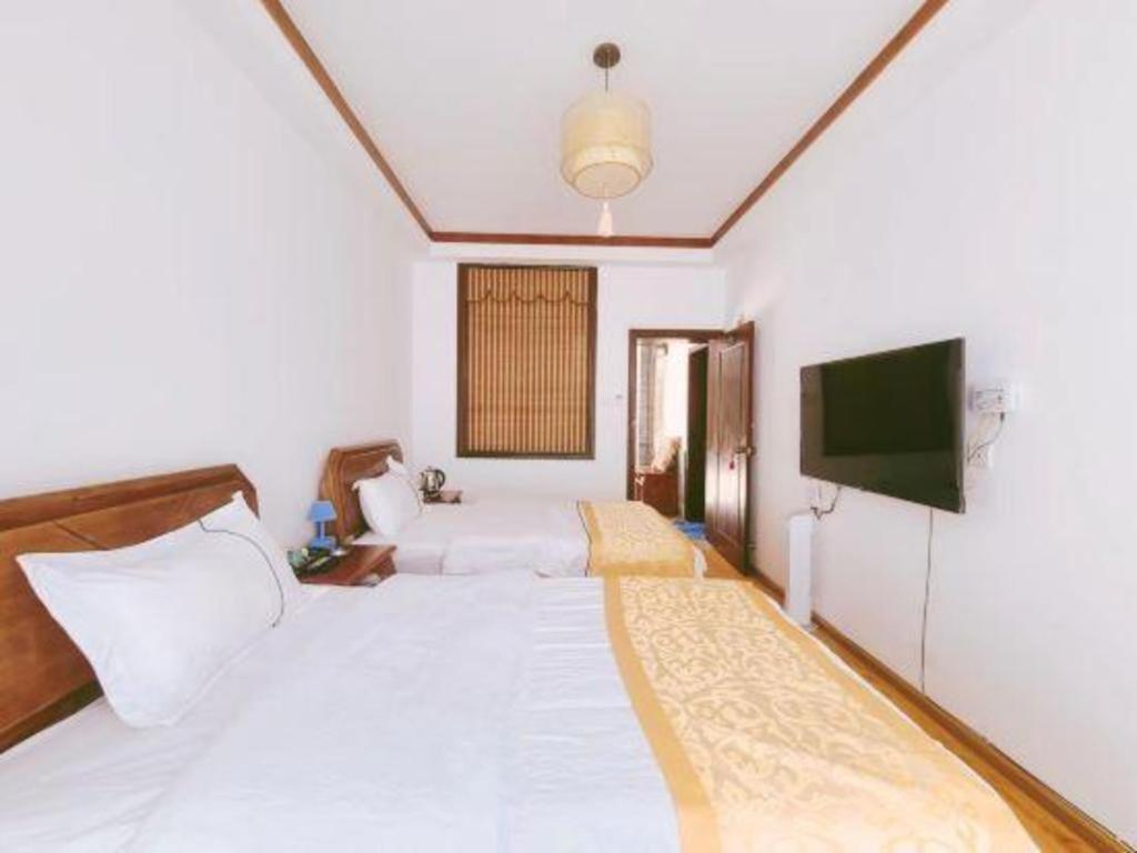 Dali Four Seasons Hostel Екстер'єр фото