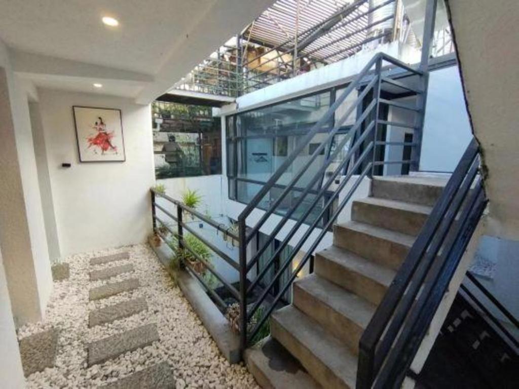 Dali Four Seasons Hostel Екстер'єр фото