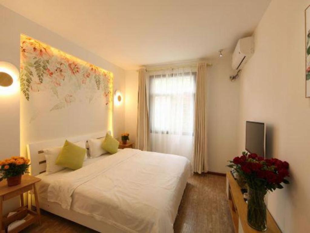 Dali Four Seasons Hostel Екстер'єр фото