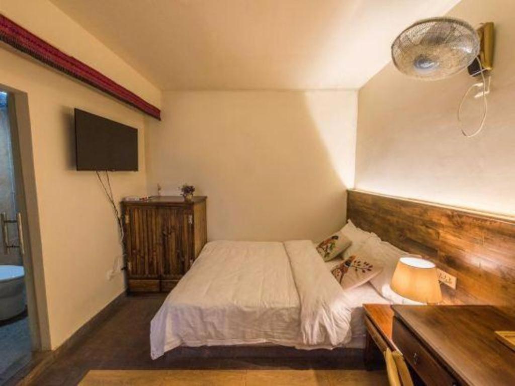 Dali Four Seasons Hostel Екстер'єр фото